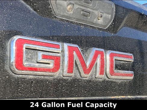 Used 2021 GMC Sierra 1500 SLT image 32