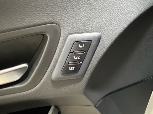 New 2026 Toyota Sienna Platinum AWD/4WD image 19
