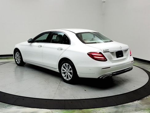 Used 2017 Mercedes-Benz E 300 image 7