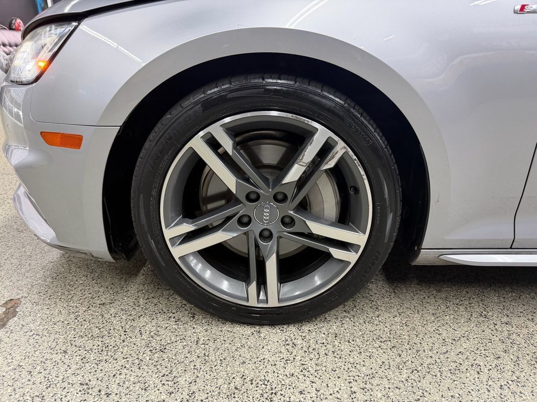 Used 2018 Audi A4 2.0T Premium Plus w/ Premium Plus Package AWD/4WD image 35