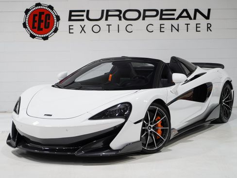 Used 2020 McLaren 600LT Spider RWD image 5