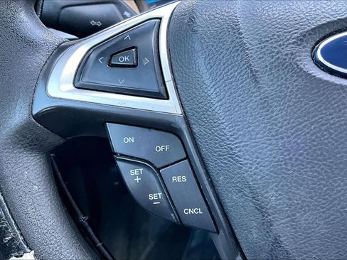 Used 2014 Ford Fusion SE FWD image 18