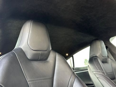 Used 2015 Tesla Model S 70D image 18