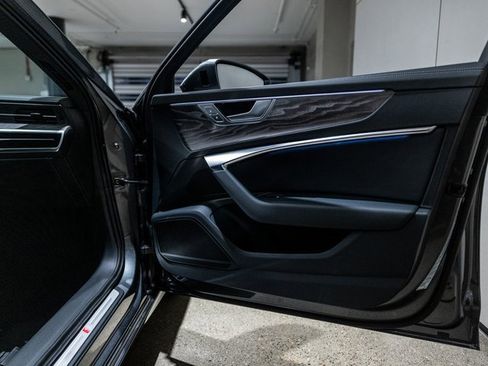 Used 2025 Audi A6 3.0T Premium w/ Convenience Package image 37