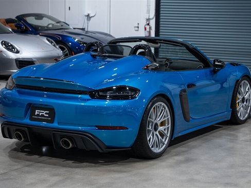 Used 2024 Porsche 718 Boxster Spyder RS RWD image 7