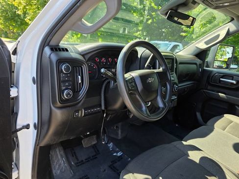 Used 2024 Chevrolet Silverado 2500 Custom w/ Custom Convenience Package AWD/4WD image 21