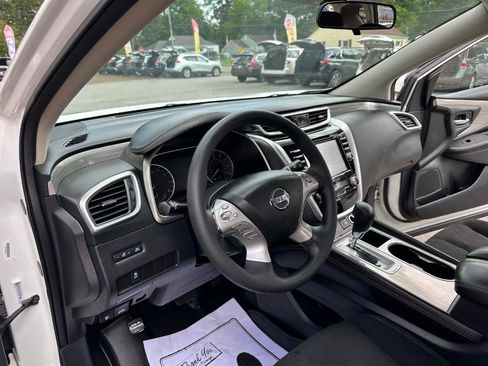 Used 2018 Nissan Murano S FWD image 27