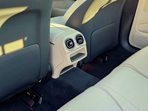 New 2026 Mercedes-Benz C 300 4MATIC Sedan image 25