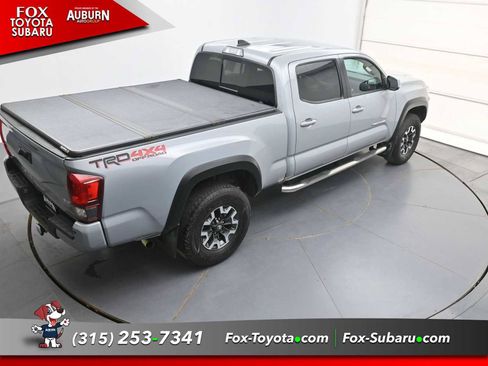 Used 2019 Toyota Tacoma TRD Off-Road w/ Technology Package AWD/4WD image 28