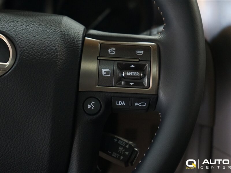 Used 2015 Lexus GX 460 Luxury AWD/4WD image 19