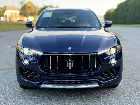 Used 2018 Maserati Levante GranLusso AWD/4WD image 51