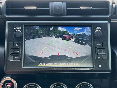 Used 2023 Toyota GR86 RWD image 13