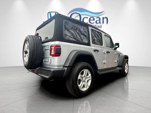 Used 2022 Jeep Wrangler Unlimited Sport S image 5