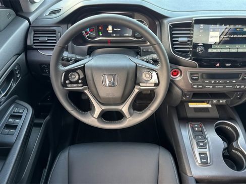 Certified 2022 Honda Pilot Special Edition image 16
