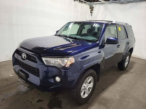 Used 2018 Toyota 4Runner SR5 image 1