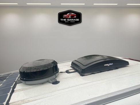 Used 2017 Ford Transit Connect XLT image 11