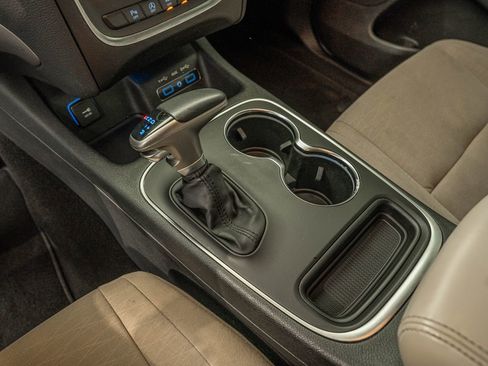 Used 2019 Dodge Durango SXT AWD/4WD image 24
