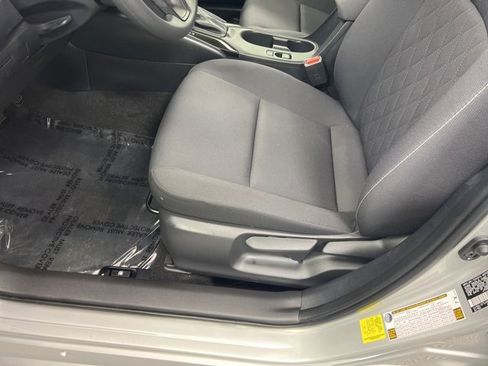 Used 2024 Toyota Corolla LE image 15