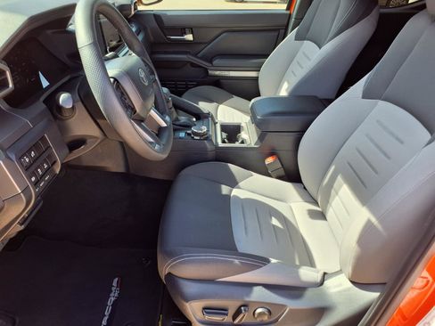 Used 2024 Toyota Tacoma TRD Sport w/ TRD Sport Upgrade Package image 14