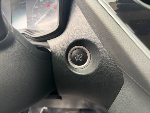 Certified 2023 Toyota Corolla Cross LE AWD/4WD image 18