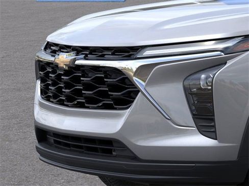 New 2026 Chevrolet Trax LS w/ LS Convenience Package image 14