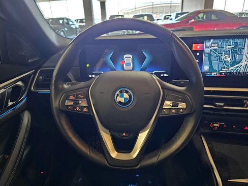 Used 2023 BMW i4 eDrive35 RWD image 11