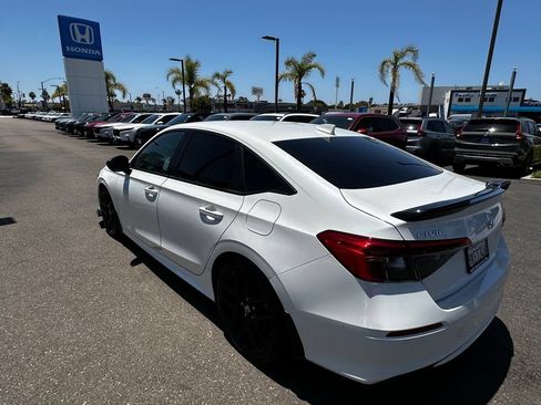 Used 2024 Honda Civic Si image 8
