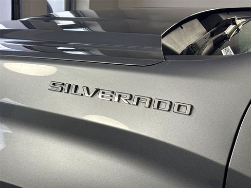 Used 2019 Chevrolet Silverado 1500 Custom AWD/4WD image 10