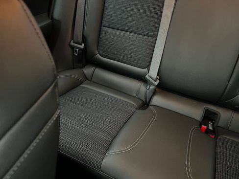 Used 2025 Buick Envista Preferred image 39