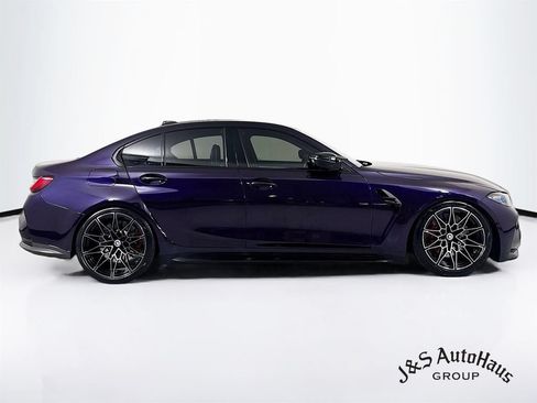 Used 2022 BMW M3 Competition w/ M Carbon Exterior Package AWD/4WD image 8