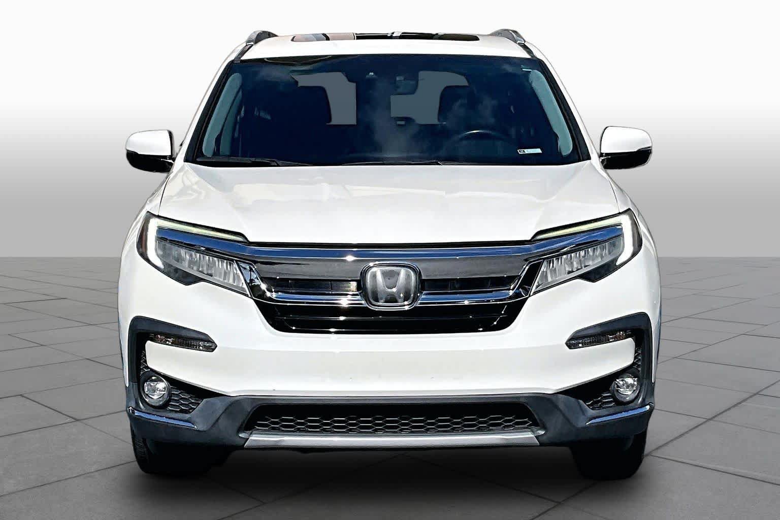 Used 2019 Honda Pilot Touring image 4
