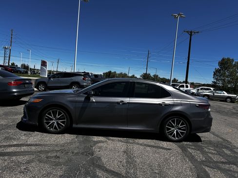 Used 2023 Toyota Camry XLE w/ Navigation Package AWD/4WD image 2