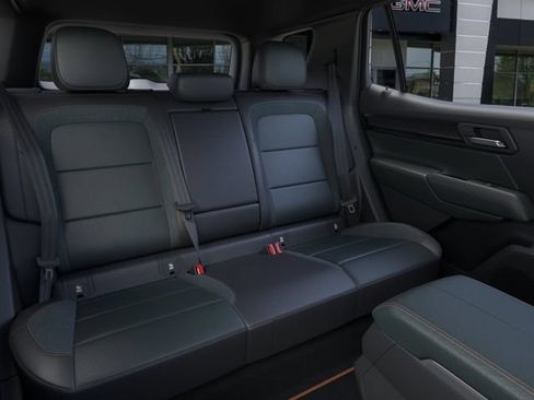 New 2026 GMC Terrain AT4 w/ Technology Package II AWD/4WD image 17