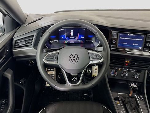 Certified 2024 Volkswagen Jetta Sport image 23