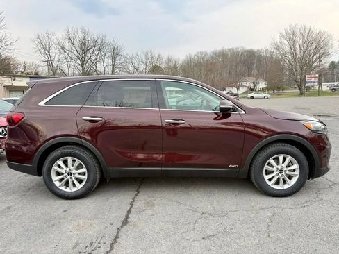 Used 2019 Kia Sorento AWD image 9