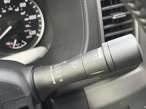 Certified 2024 Nissan Frontier SV w/ SV Convenience Package image 18