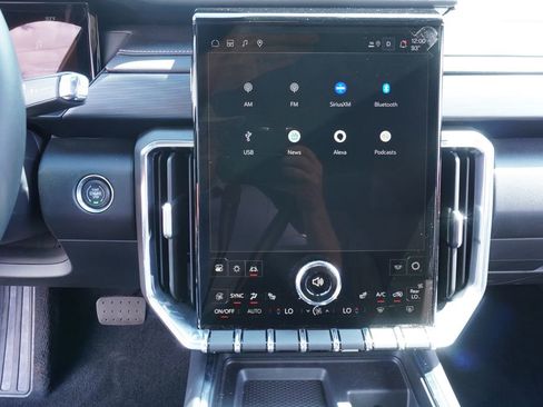 New 2025 GMC Acadia Elevation w/ Elevation Premium Package image 19