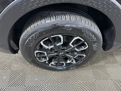 Used 2024 Hyundai Santa Cruz SE image 10