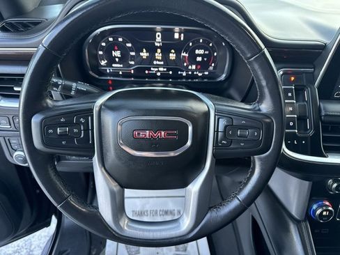 Used 2022 GMC Yukon XL SLE image 19