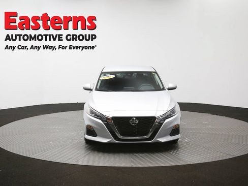 Used 2022 Nissan Altima 2.5 SV FWD image 52