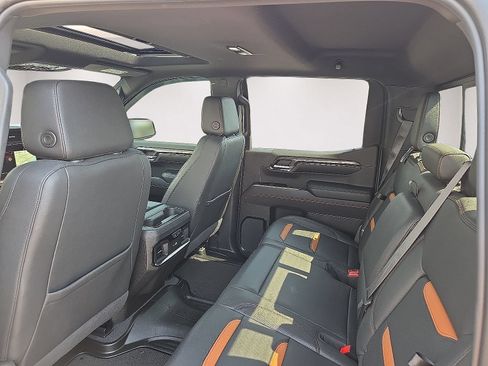 Certified 2022 GMC Sierra 1500 AT4 w/ AT4 Premium Package AWD/4WD image 20