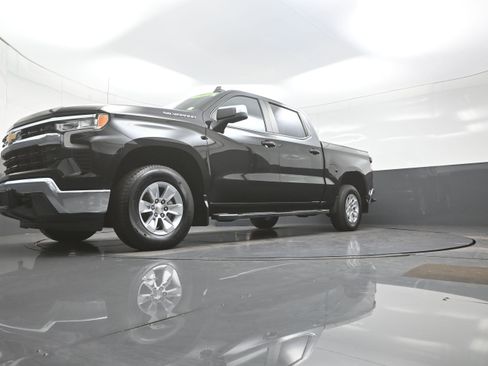 Used 2023 Chevrolet Silverado 1500 LT image 11