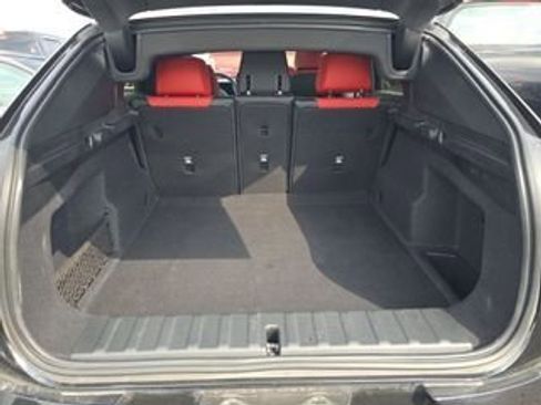 Used 2025 BMW X2 xDrive28i image 8