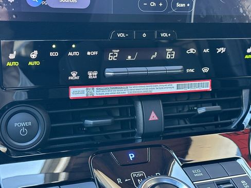 Used 2025 Toyota bZ4X AWD image 27