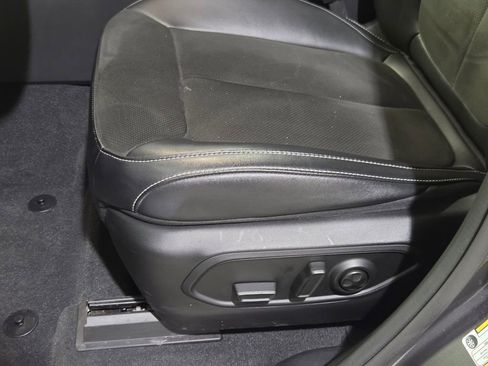 Used 2023 Jeep Grand Cherokee Altitude AWD/4WD image 15