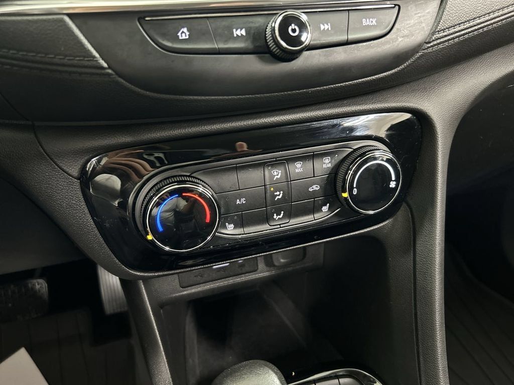 Certified 2023 Buick Encore GX Preferred w/ Cold Weather Comfort Package AWD/4WD image 16