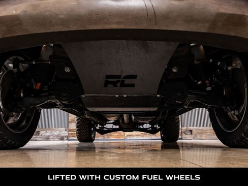 Used 2023 GMC Yukon XL Denali Ultimate image 14