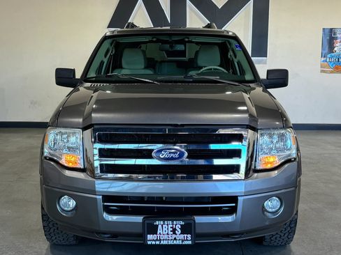 Used 2010 Ford Expedition EL XLT AWD/4WD image 2