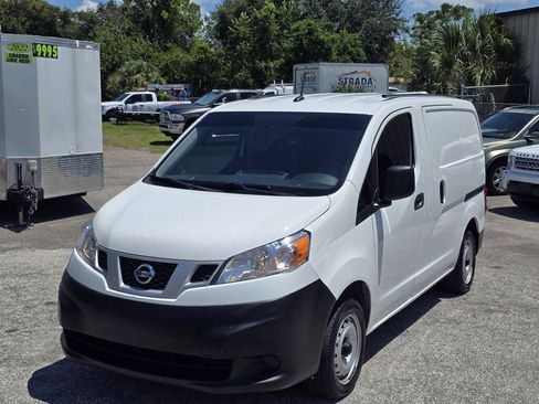 Used 2020 Nissan NV200 S FWD image 4