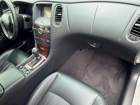 Used 2017 INFINITI QX50 2WD w/ Premium Plus Package image 31
